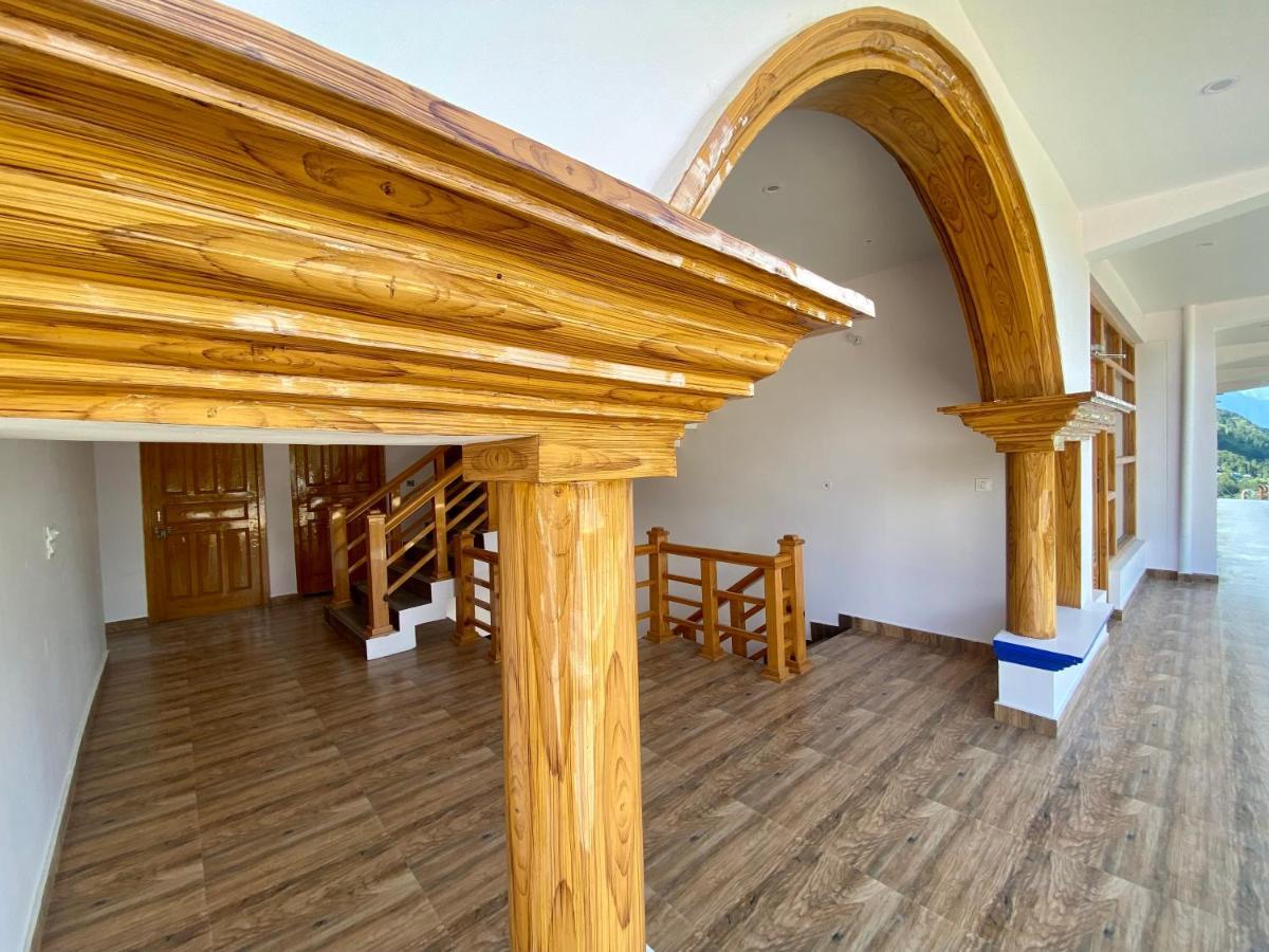 Hotel Mansarovar Inn Munsyari Dış mekan fotoğraf