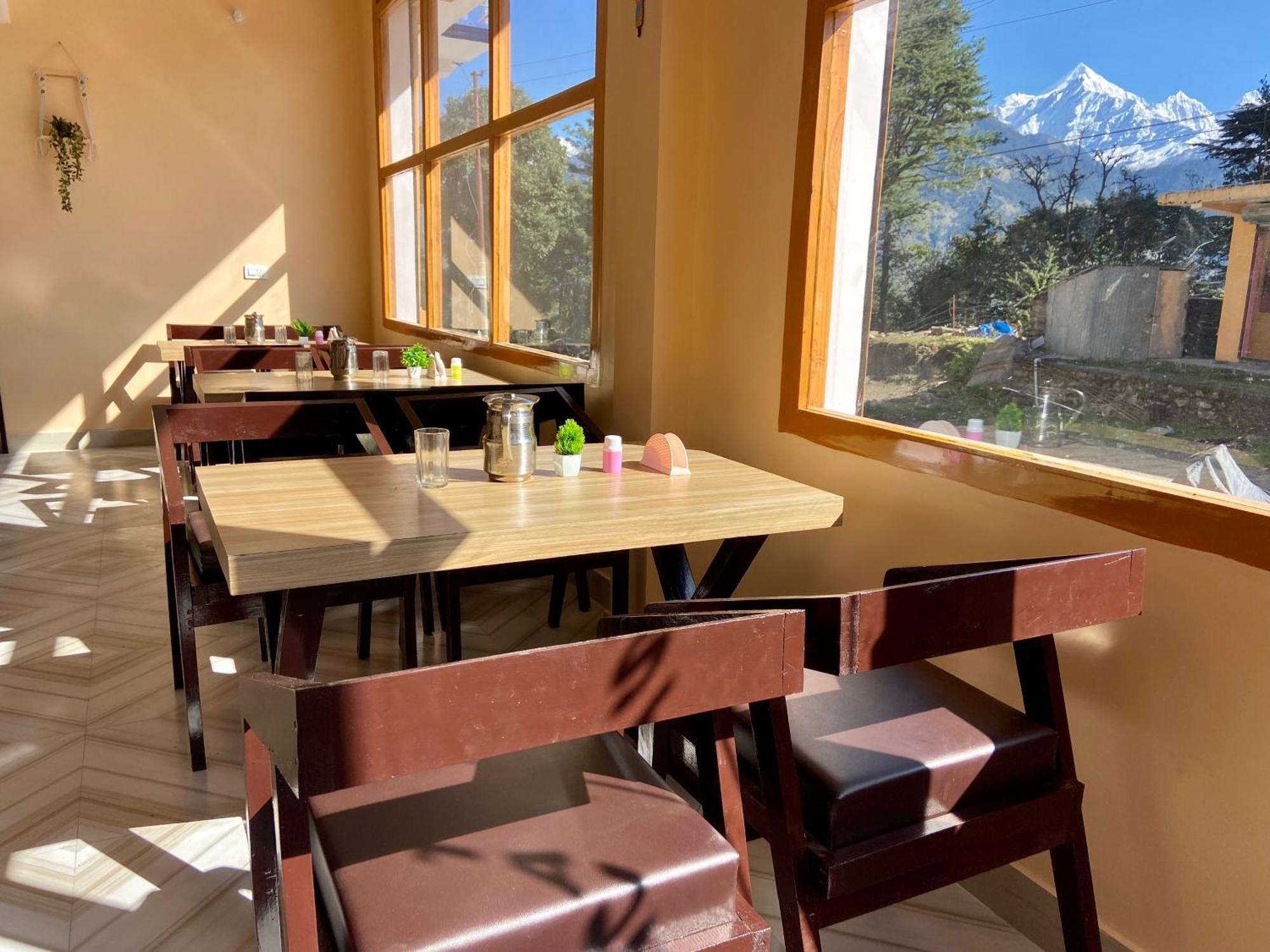 Hotel Mansarovar Inn Munsyari Dış mekan fotoğraf
